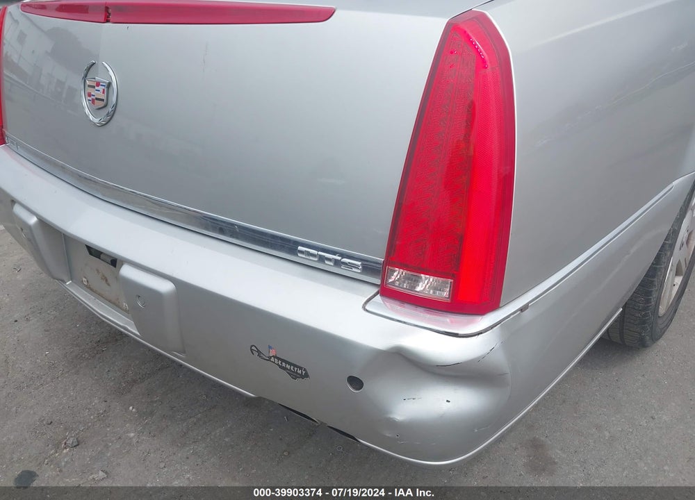 2007 CADILLAC DTS LUXURY I VIN: 1G6KD57Y97U140687