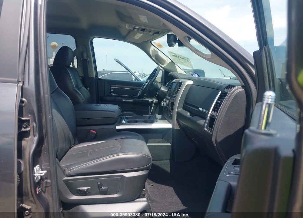 2017 RAM 1500 VIN: 1C6RR7NMXHS882898