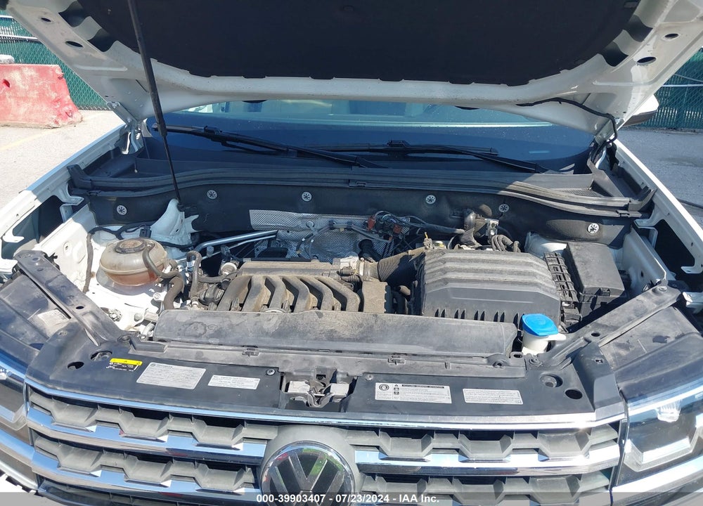 2018 VOLKSWAGEN ATLAS 3.6L V6 SEL VIN: 1V2MR2CA7JC576173