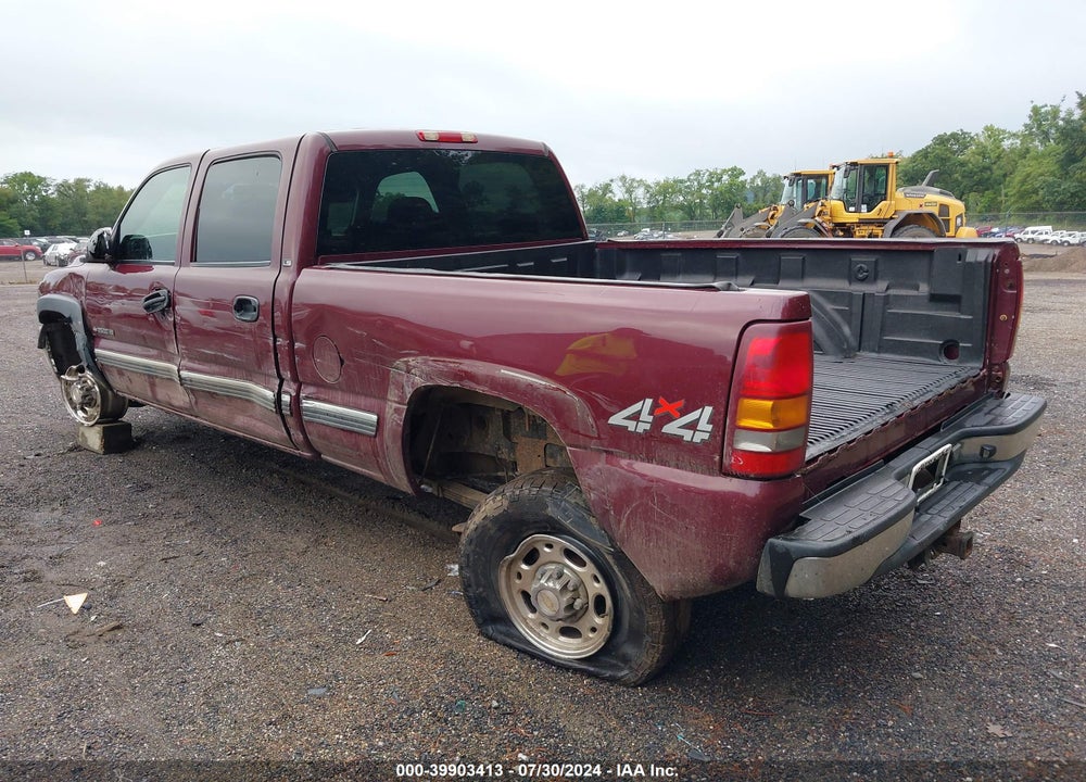 2002 CHEVROLET SILVERADO 2500HD LS VIN: 1GCHK23U52F156073