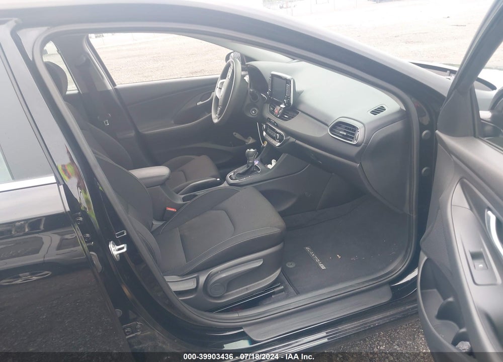 2018 HYUNDAI ELANTRA GT VIN: KMHH35LE6JU018832