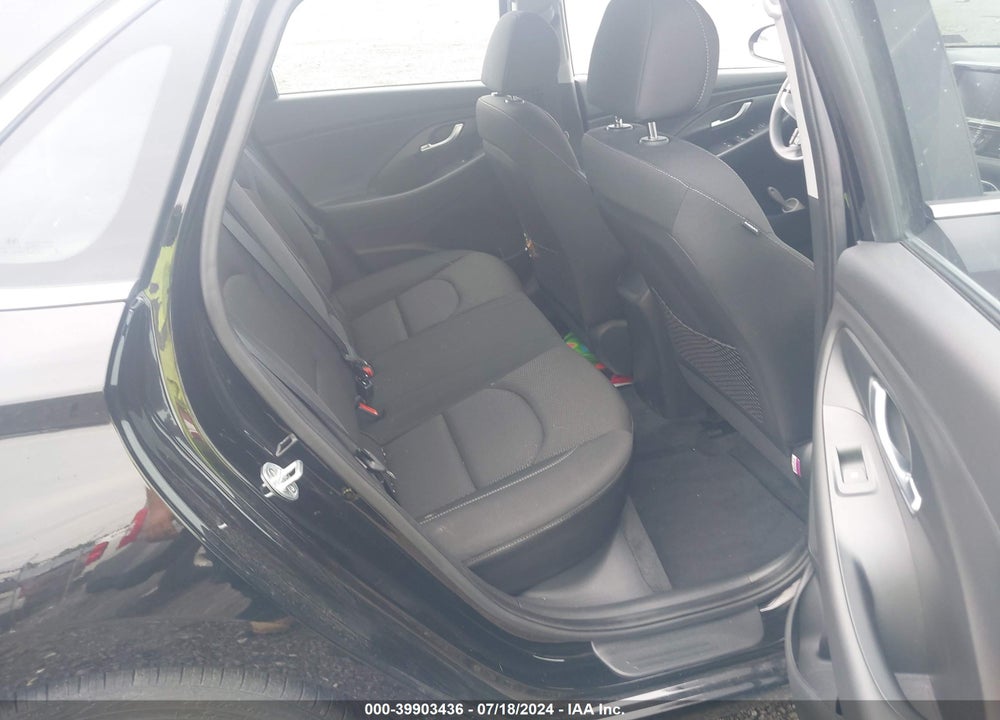 2018 HYUNDAI ELANTRA GT VIN: KMHH35LE6JU018832