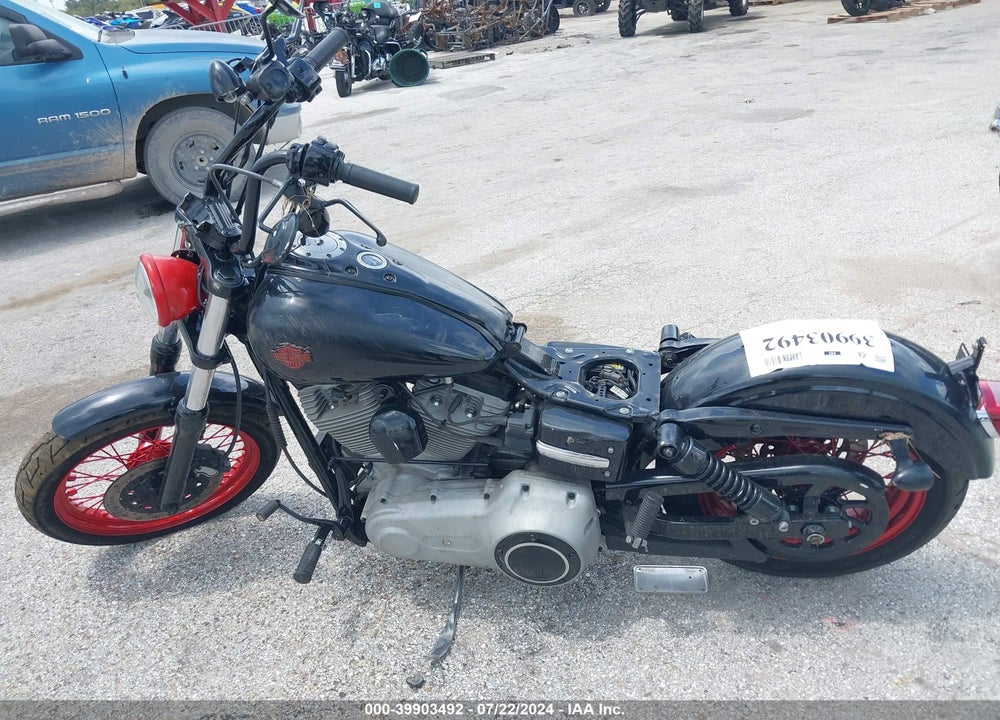 2010 HARLEY-DAVIDSON FXD VIN: 1HD1GM412AC316329