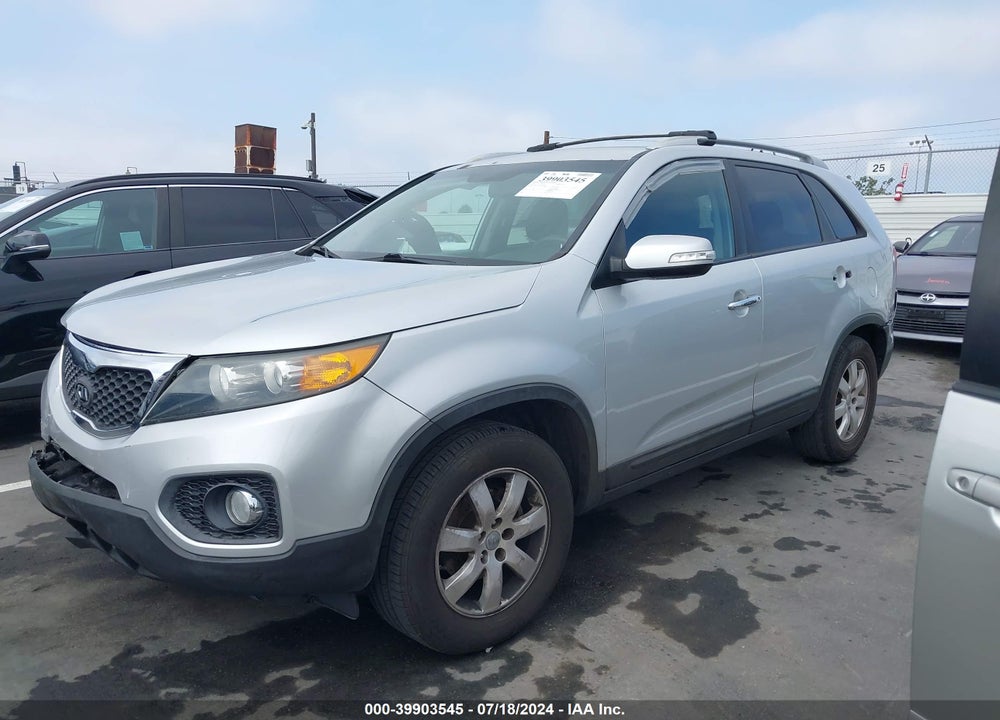 2013 KIA SORENTO LX VIN: 5XYKT3A6XDG350305