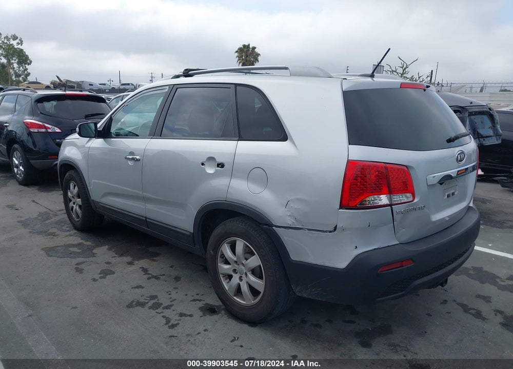 2013 KIA SORENTO LX VIN: 5XYKT3A6XDG350305