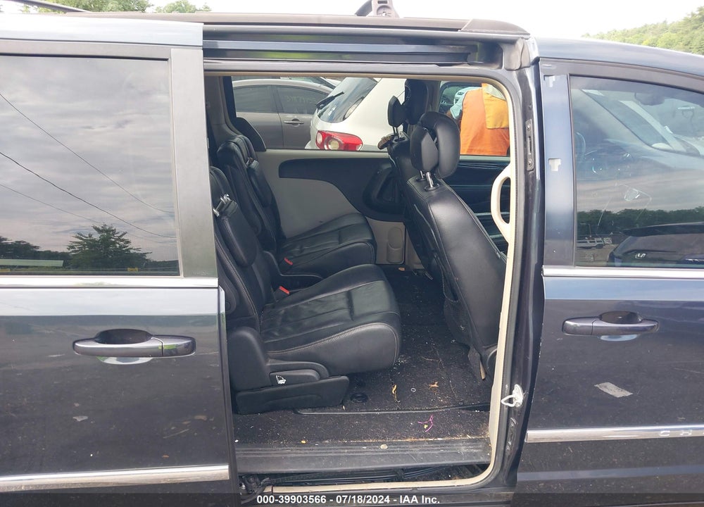 2014 CHRYSLER TOWN & COUNTRY TOURING VIN: 2C4RC1BG3ER295431