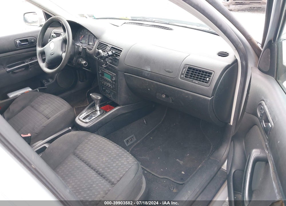 2003 VOLKSWAGEN JETTA VIN: 3VWRK69M43M019093