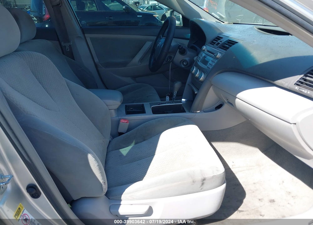 2009 TOYOTA CAMRY LE VIN: 4T4BE46KX9R081302