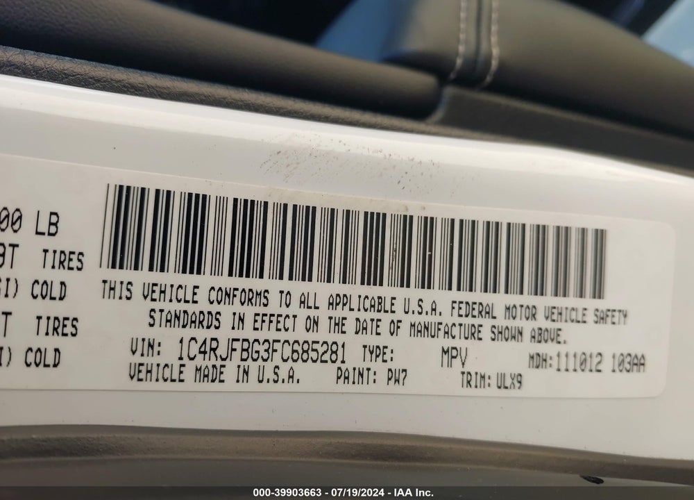 2015 JEEP GRAND CHEROKEE LIMITED VIN: 1C4RJFBG3FC685281