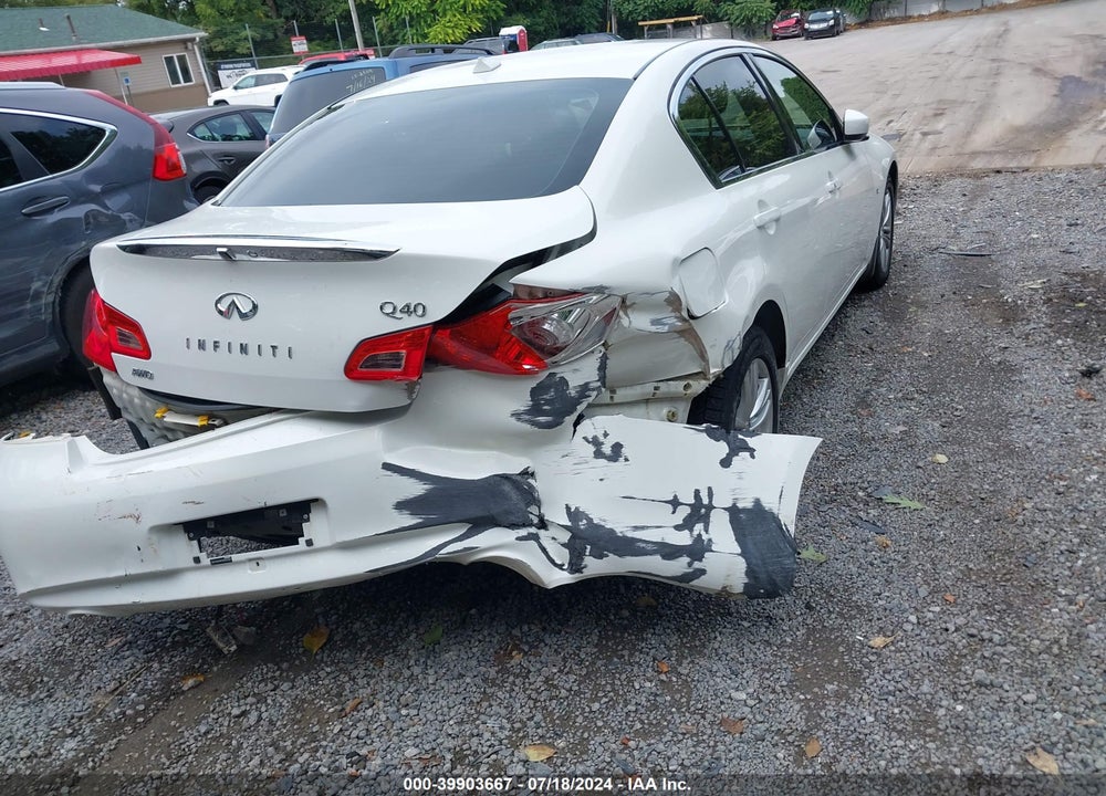 2015 INFINITI Q40 VIN: JN1CV6AR8FM520580