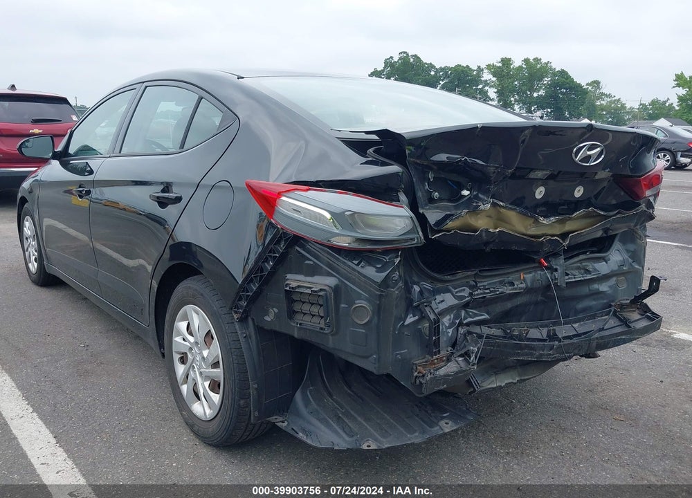 2018 HYUNDAI ELANTRA SE VIN: 5NPD74LF8JH290934