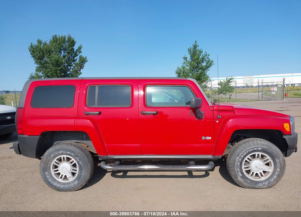 2008 HUMMER H3 SUV VIN: 5GTEN13E988169055