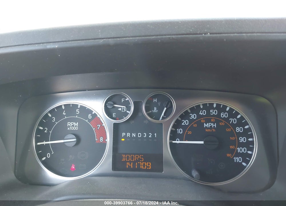 2008 HUMMER H3 SUV VIN: 5GTEN13E988169055