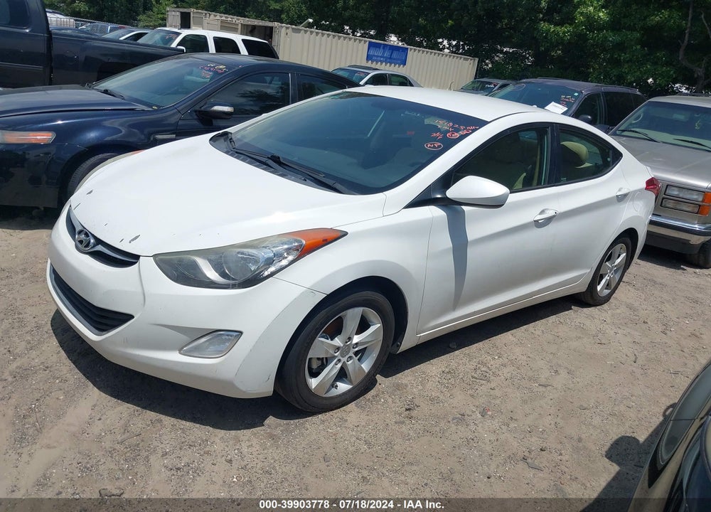 2013 HYUNDAI ELANTRA GLS VIN: 5NPDH4AE1DH151823