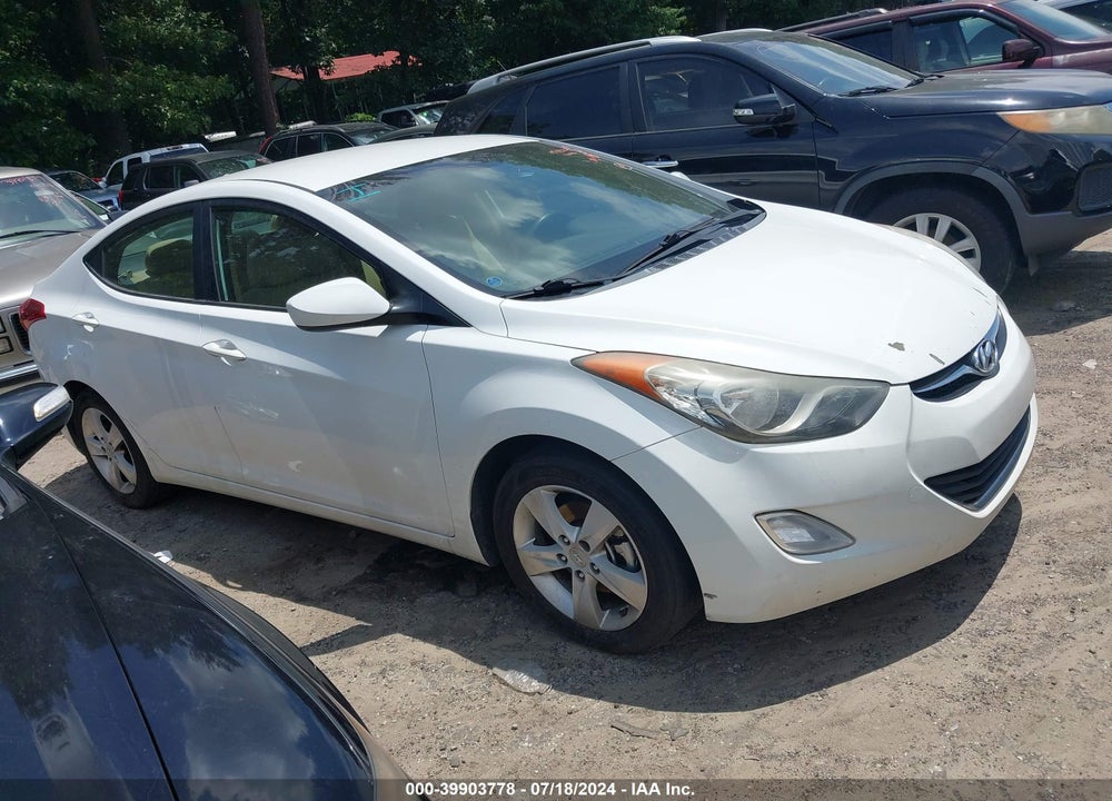 2013 HYUNDAI ELANTRA GLS VIN: 5NPDH4AE1DH151823