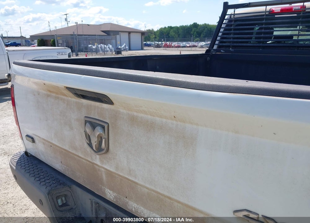 2017 RAM 3500 TRADESMAN  4X4 8' BOX VIN: 3C63R3GJ9HG697993