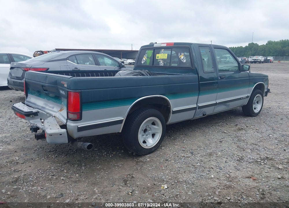 1993 CHEVROLET S TRUCK S10 VIN: 1GCCS19Z5P8144315