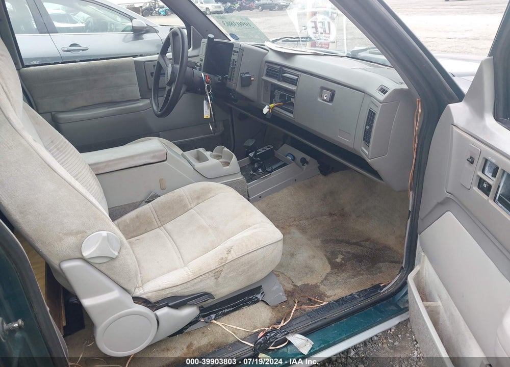 1993 CHEVROLET S TRUCK S10 VIN: 1GCCS19Z5P8144315