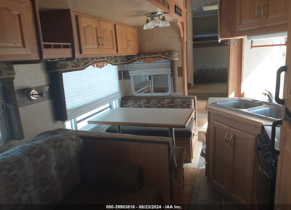 2007 WILDCAT TRAVEL TRAILER VIN: 4X4FWCH207V017484