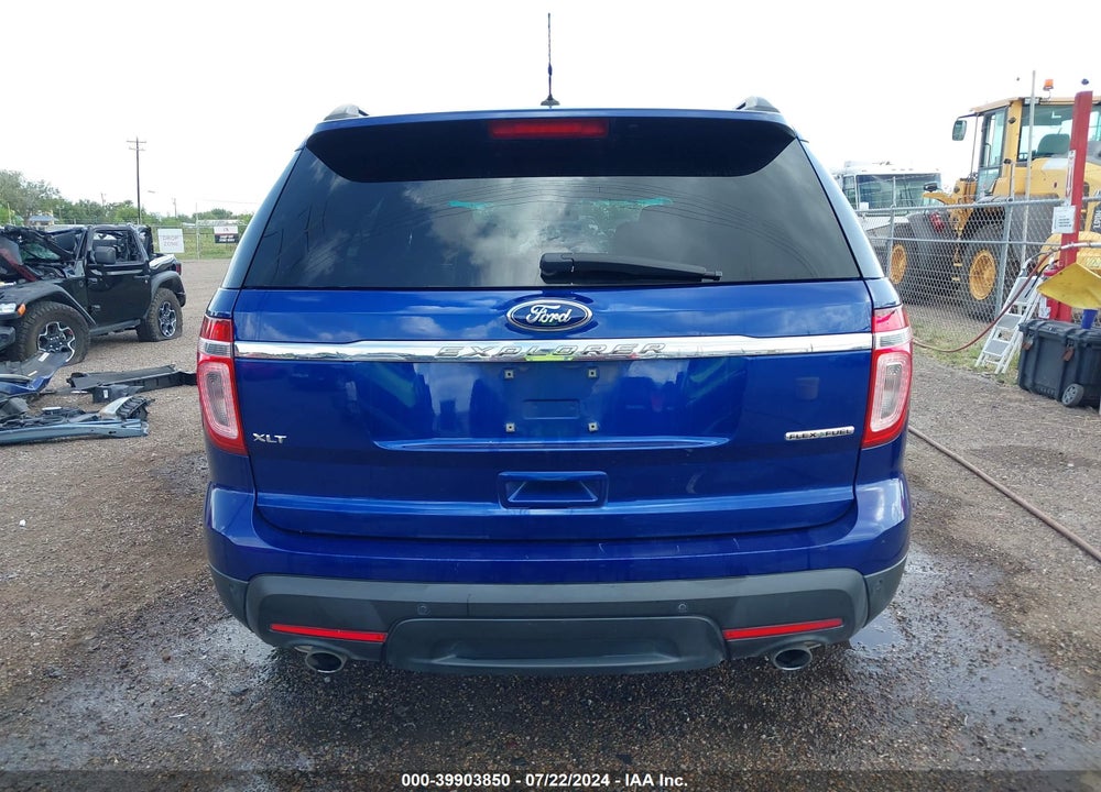2015 FORD EXPLORER XLT VIN: 1FM5K7D87FGB18552