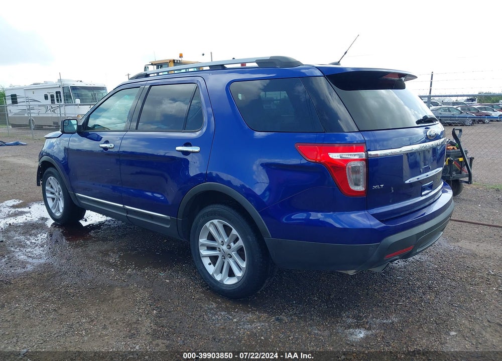 2015 FORD EXPLORER XLT VIN: 1FM5K7D87FGB18552