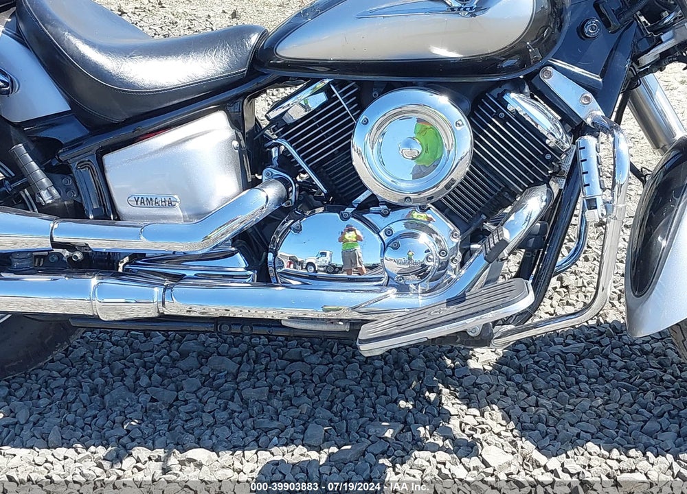 2004 YAMAHA XVS1100 A VIN: JYAVP11E74A054263