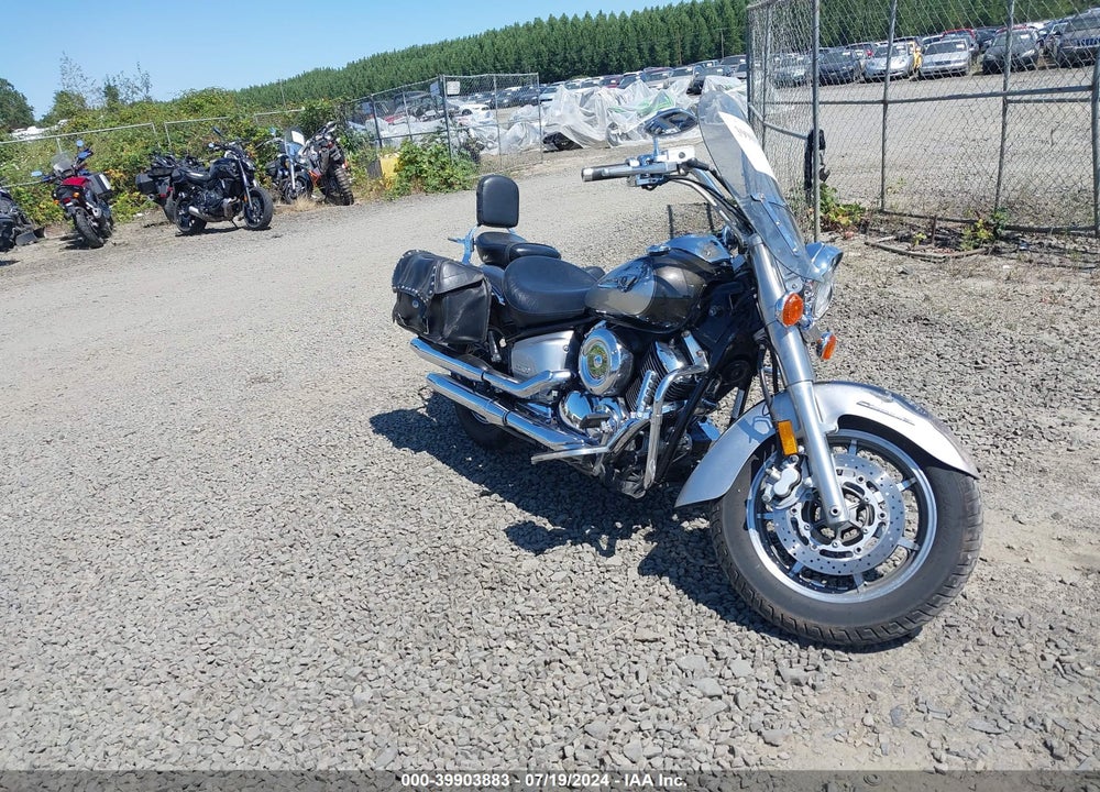 2004 YAMAHA XVS1100 A VIN: JYAVP11E74A054263