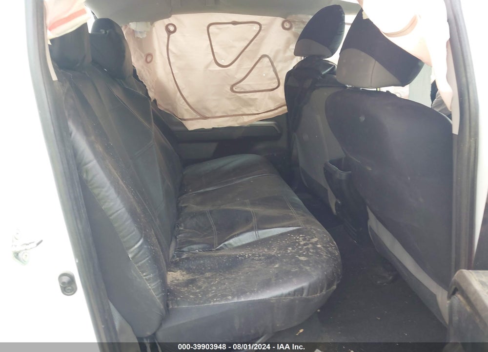 2020 TOYOTA TACOMA SR5 VIN: 5TFAX5GN2LX181631