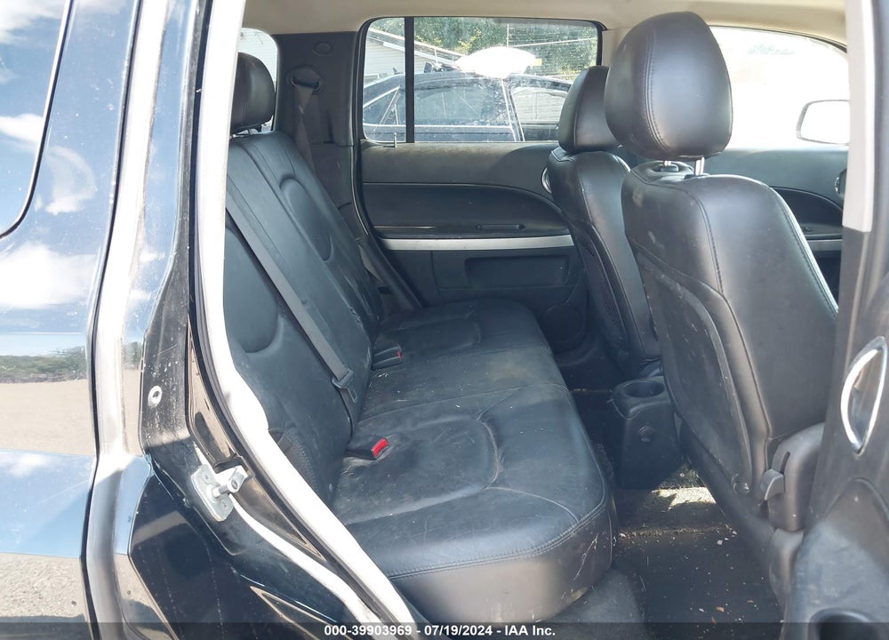 2007 CHEVROLET HHR LT VIN: 3GNDA33P77S621464