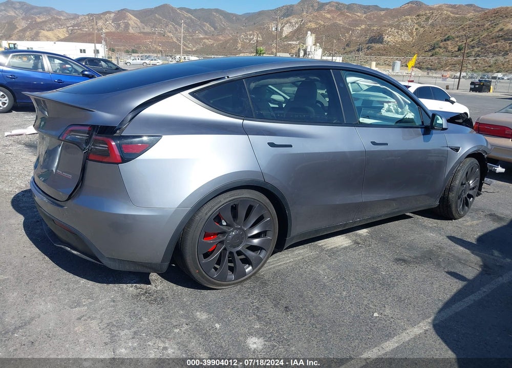 2024 TESLA MODEL Y PERFORMANCE DUAL MOTOR ALL-WHEEL DRIVE VIN: 7SAYGDEF3RA302335