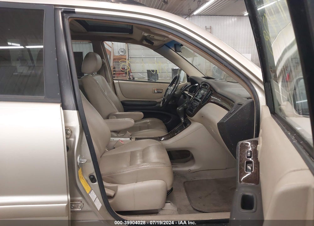2002 TOYOTA HIGHLANDER LIMITED V6 VIN: JTEHF21A620041784