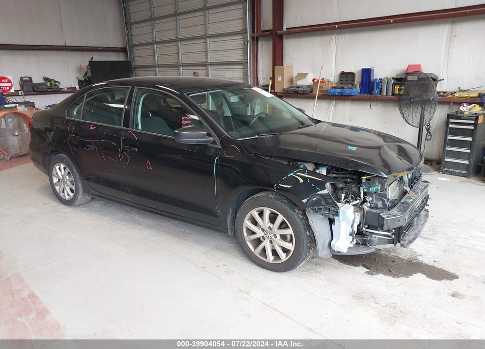2015 VOLKSWAGEN JETTA 1.8T SE VIN: 3VWD17AJ1FM353669