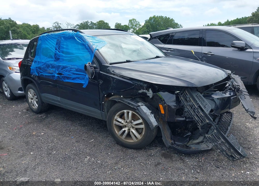 2016 VOLKSWAGEN TIGUAN S VIN: WVGBV7AX2GW514501