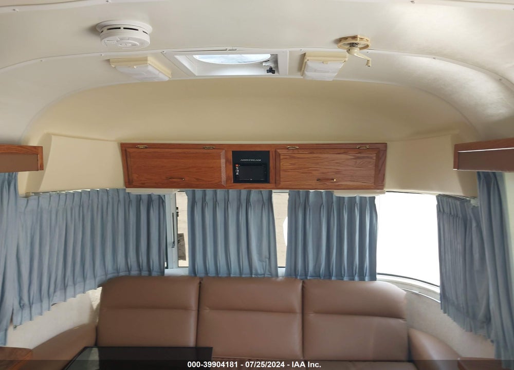 1995 AIRSTREAM EXCELLA 25 VIN: 1STGEAJ24SJ510520