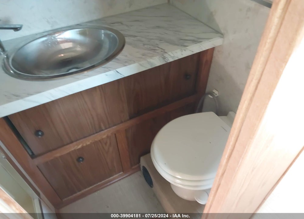 1995 AIRSTREAM EXCELLA 25 VIN: 1STGEAJ24SJ510520