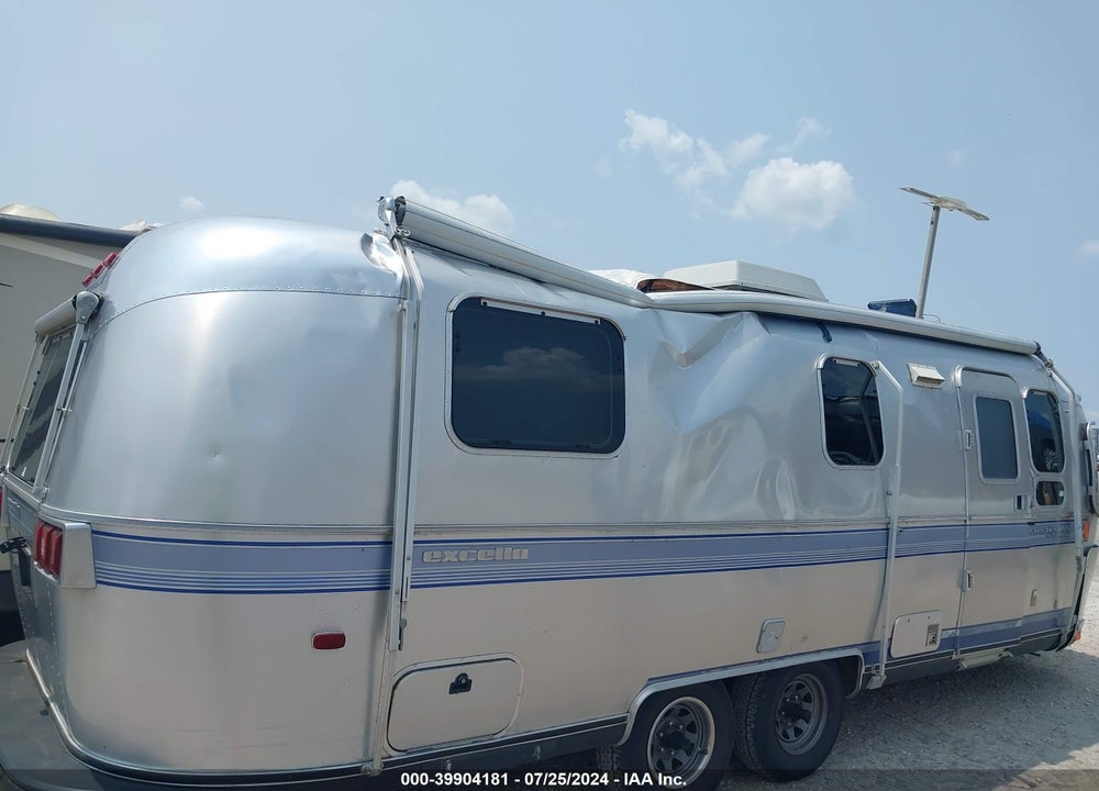 1995 AIRSTREAM EXCELLA 25 VIN: 1STGEAJ24SJ510520