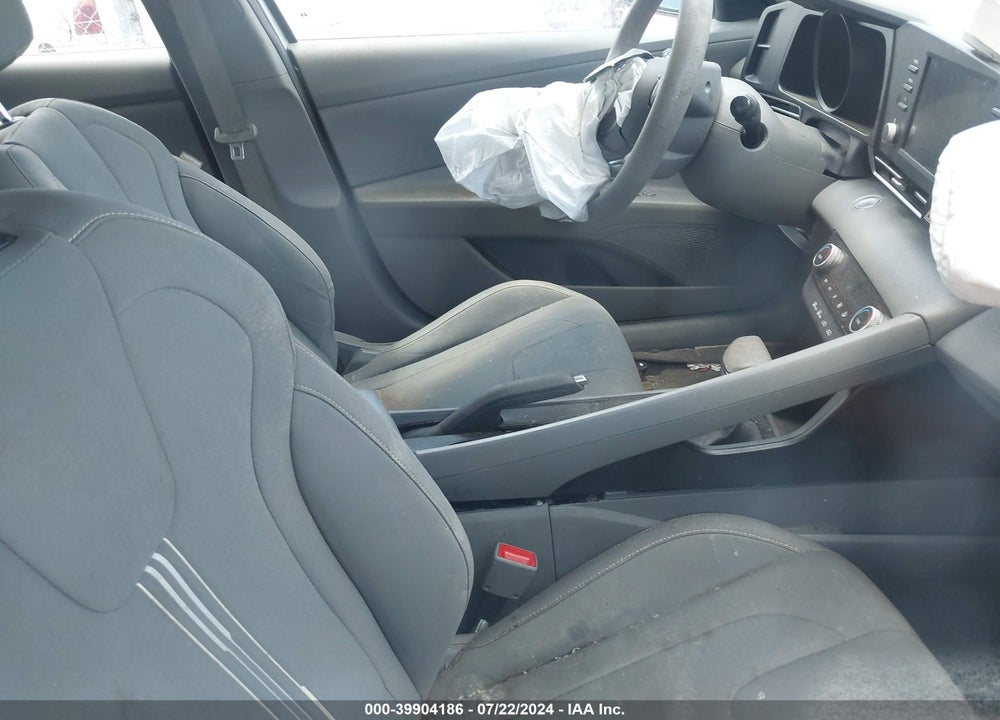 2022 HYUNDAI ELANTRA SEL VIN: 5NPLM4AG1NH082156
