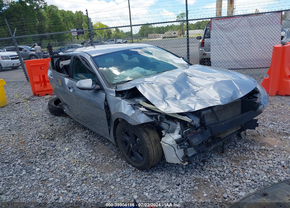2022 HYUNDAI ELANTRA SEL VIN: 5NPLM4AG1NH082156