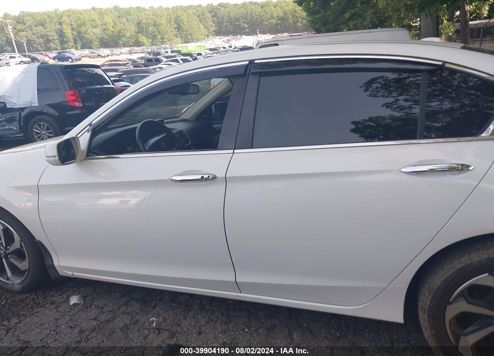 2016 HONDA ACCORD VIN: 1HGCR2F89GA080500