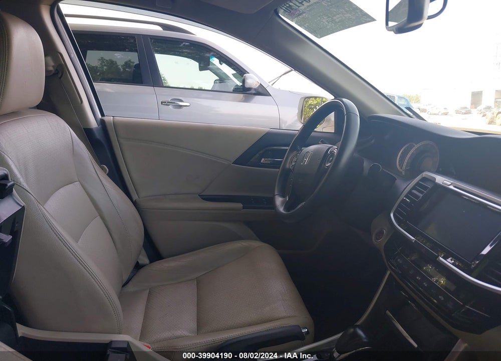 2016 HONDA ACCORD VIN: 1HGCR2F89GA080500