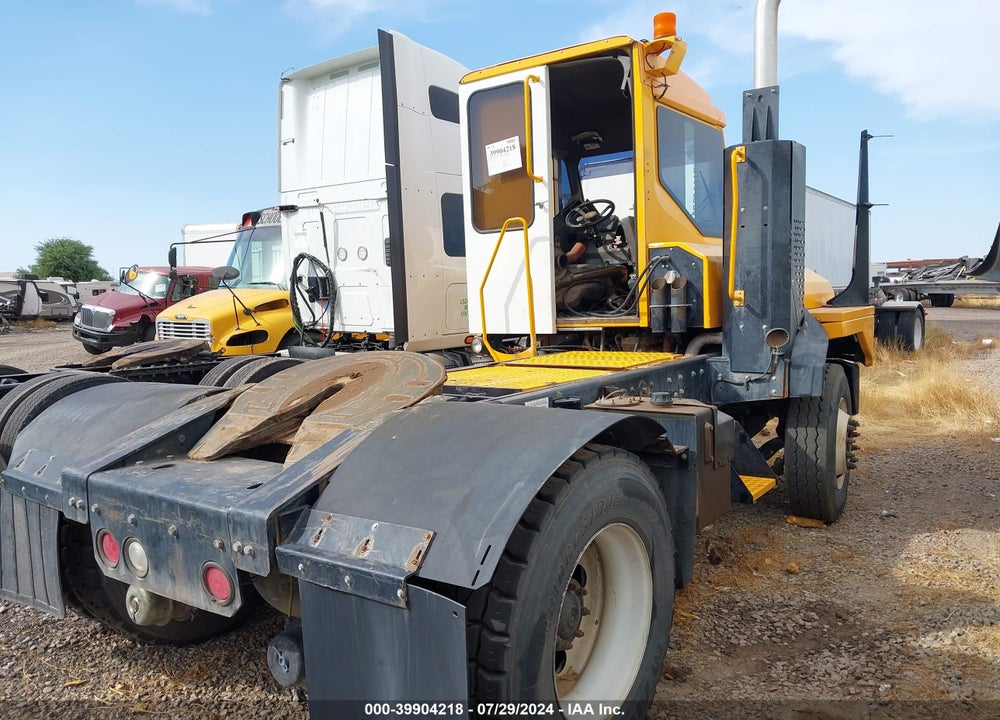 2016 OTTAWA KALMAR  YARD SPOTTER VIN: EINJ817EE16342427