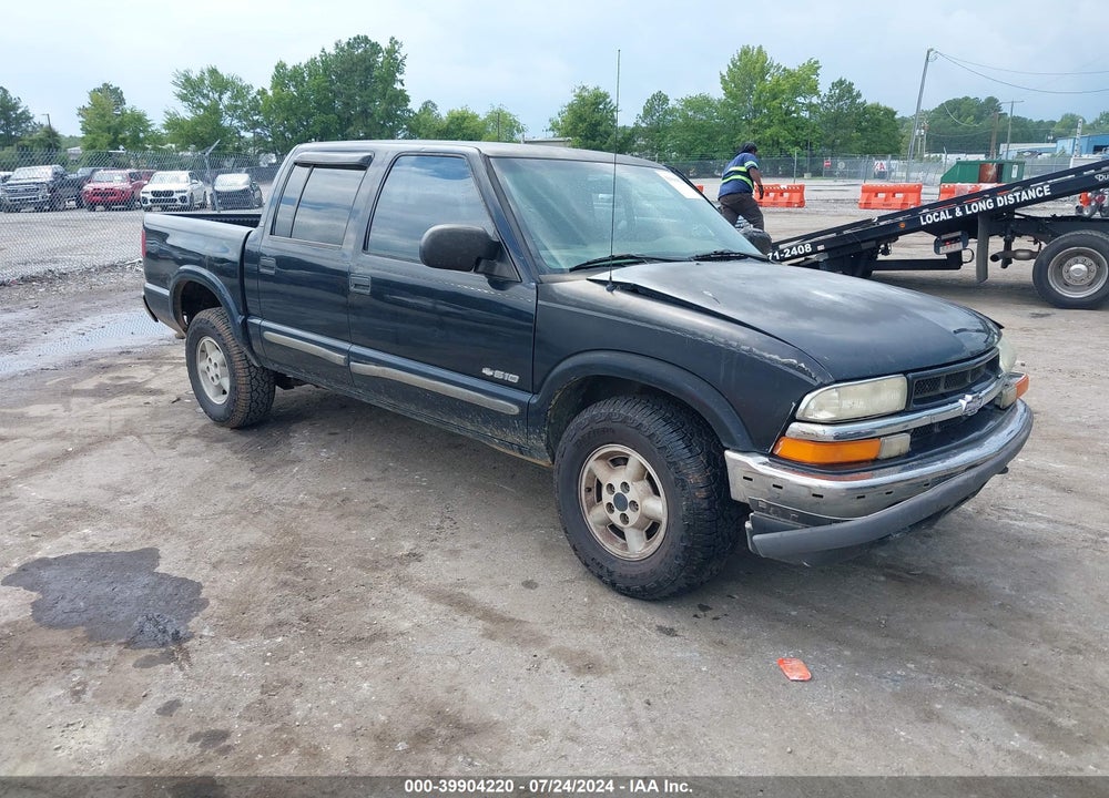2002 CHEVROLET S-10 LS VIN: 1GCDT13W12K110822
