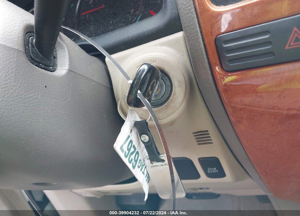 2005 LEXUS GX 470 VIN: JTJBT20X650082054