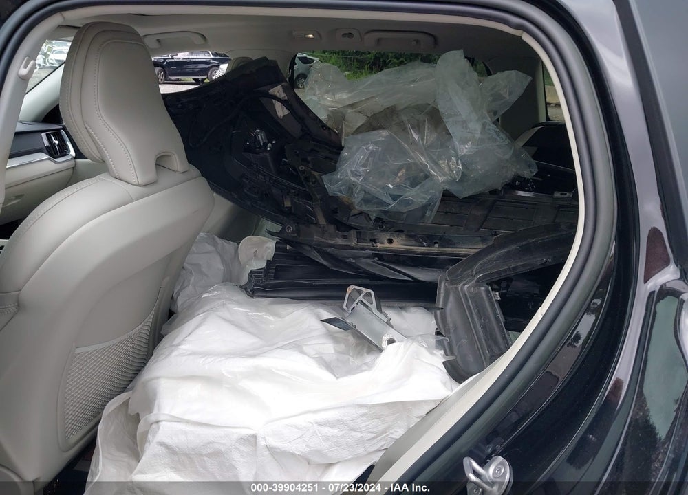 2023 VOLVO V60 CROSS COUNTRY B5 ULTIMATE VIN: YV4L12WB1P2106418