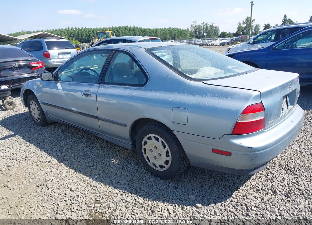 1994 HONDA ACCORD LX VIN: 1HGCD7239RA037753
