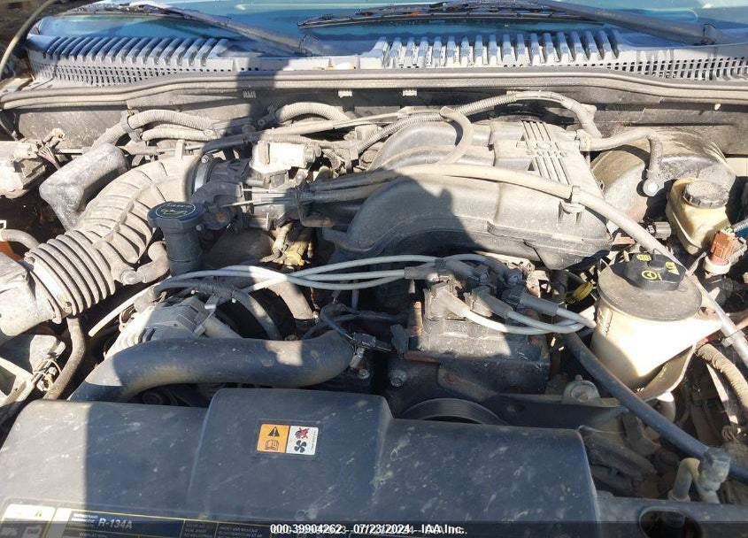 2002 FORD EXPLORER XLT VIN: 1FMZU73K32ZD02412