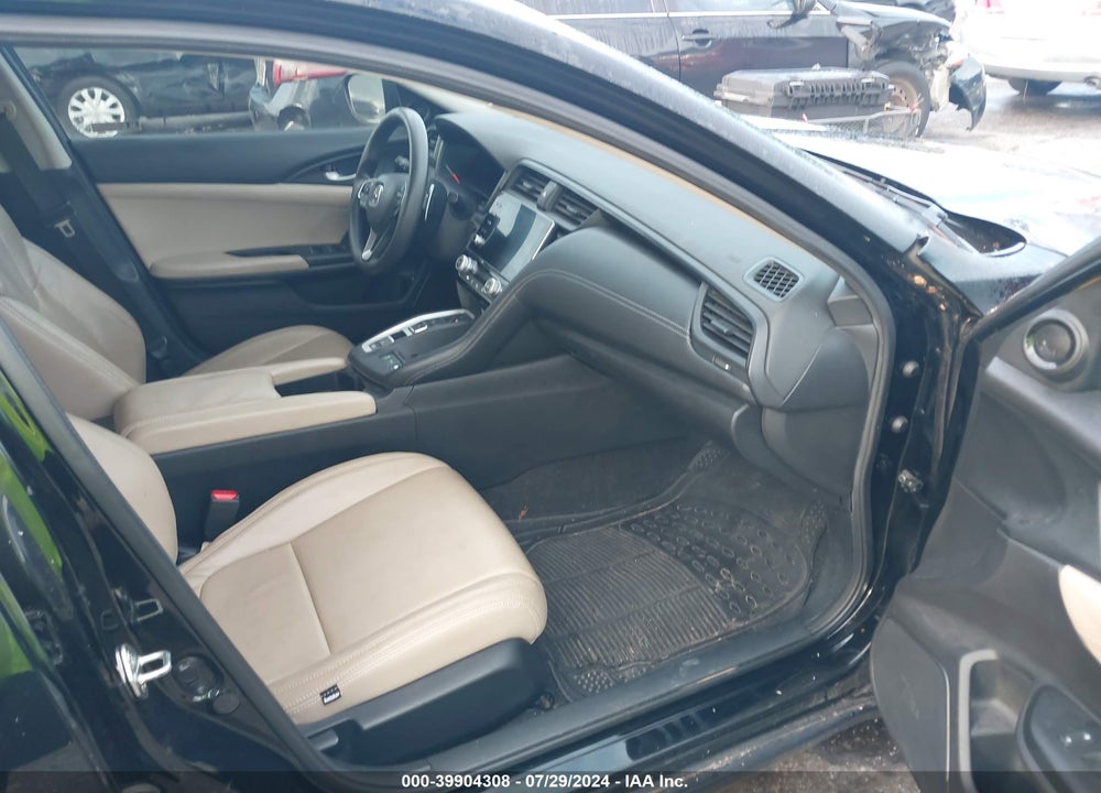 2019 HONDA INSIGHT EX VIN: 19XZE4F58KE010000