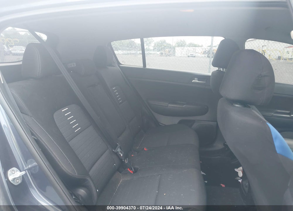 2018 KIA SPORTAGE LX VIN: KNDPM3AC6J7468336