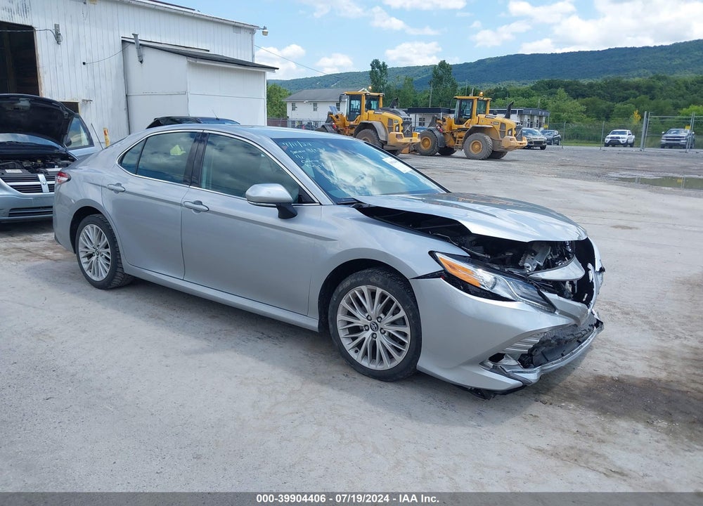 2020 TOYOTA CAMRY XLE VIN: 4T1F11AK7LU891667