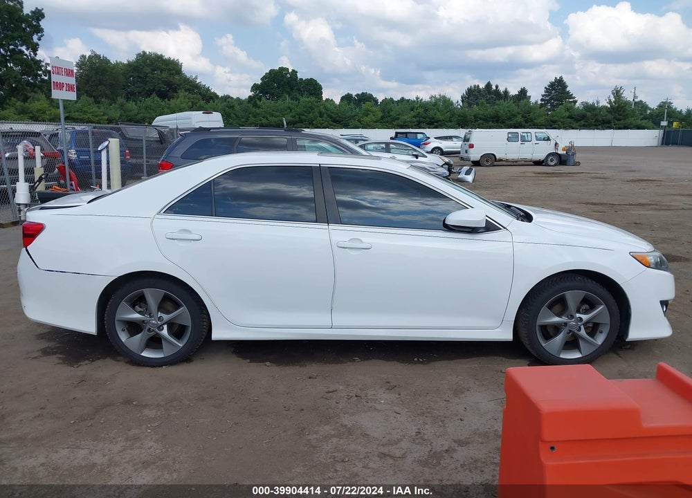 2014 TOYOTA CAMRY SE SPORT VIN: 4T1BF1FK5EU440524